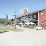 Central 1B Apartment In The Heart Of Broadbeach!